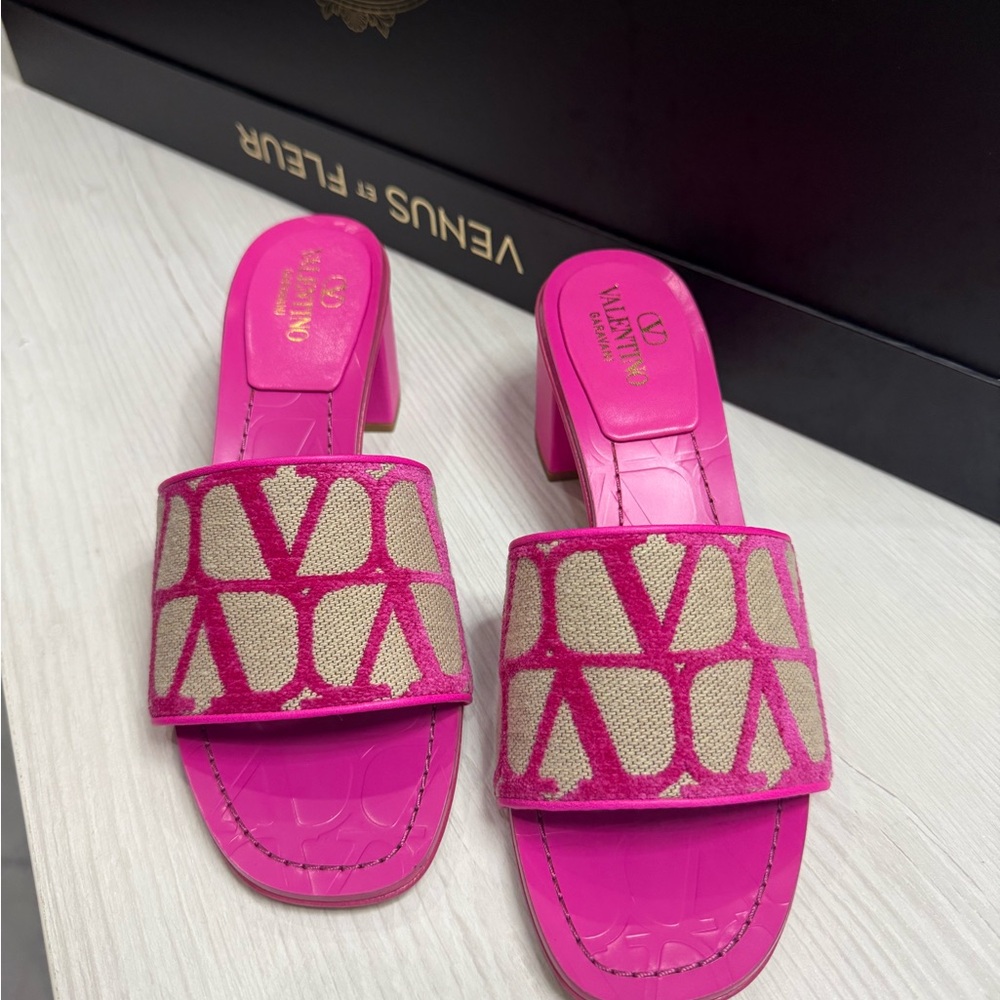 Valentino Garavani VLogo slide sandals